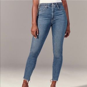 Abercrombie Curve Love High Rise Super Skinny Ankle NWT size 27